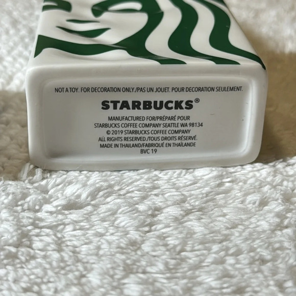 Starbucks Coffee Company Set of 4 Ornaments Collectibles 2016/2017/2018/2019 - Picture 9 of 16